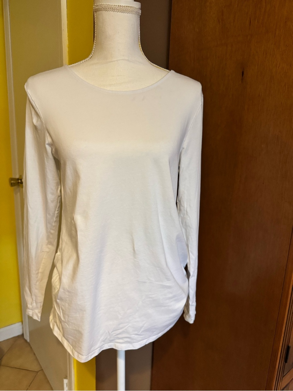 H&M White Maternity Cotton Top